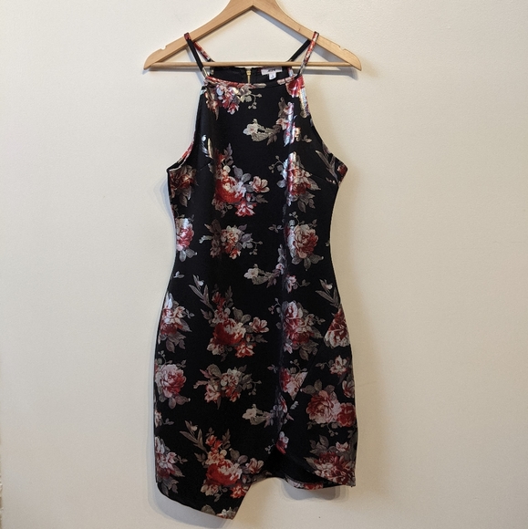 Ardene Dresses & Skirts - Ardene Floral Bodycon Mini Dress